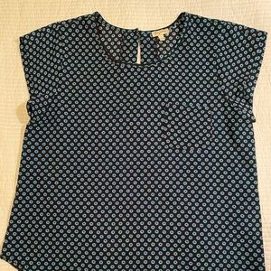 Patterned Dot Short Sleeve Blouse